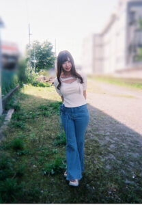 彼女じゃないけどカラダの相性は最高！美尻セフレとラブホを巡り尻を揉みしだいて中出しセックス！【1jera00026】
