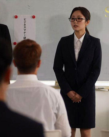 新卒研修の息抜きで行ったピンサロで女上司が副業してたｗ秘密を握って脅迫し秘密の生ハメ関係に 青空ひかり【1start00525】