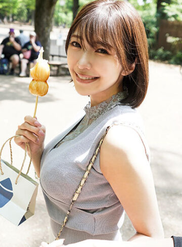 美人CAになった幼馴染に再会！フライト前に乱気流みたいな激しいセックスで一生分ハメまくる つばさ舞【ssis00897】