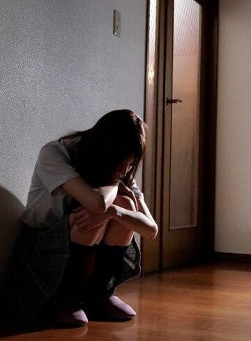 死ぬほど嫌いな義父の大好物は女子○生のワタシでした… 楓カレン【ipx00689】