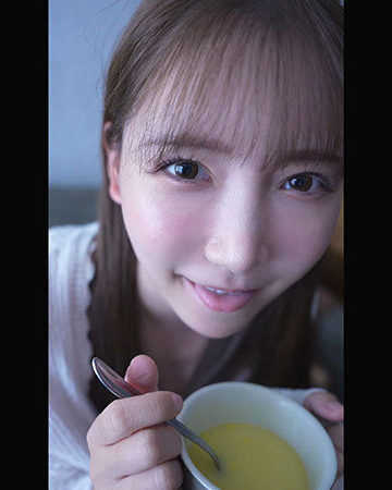 女子大生の年下彼女がヤリサーの飲み会でノリノリで寝取られてピースしてた… 三田真鈴【snos00178】