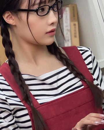 図書館で働く地味っこ眼鏡女子を館内痴●してレ●プ！イキ狂わせて完堕ち肉便器化 斉藤帆夏【rki00743】